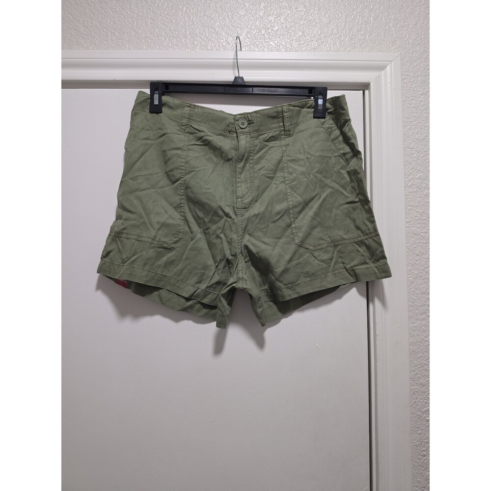 NWT Social Standard Shorts Sz XL